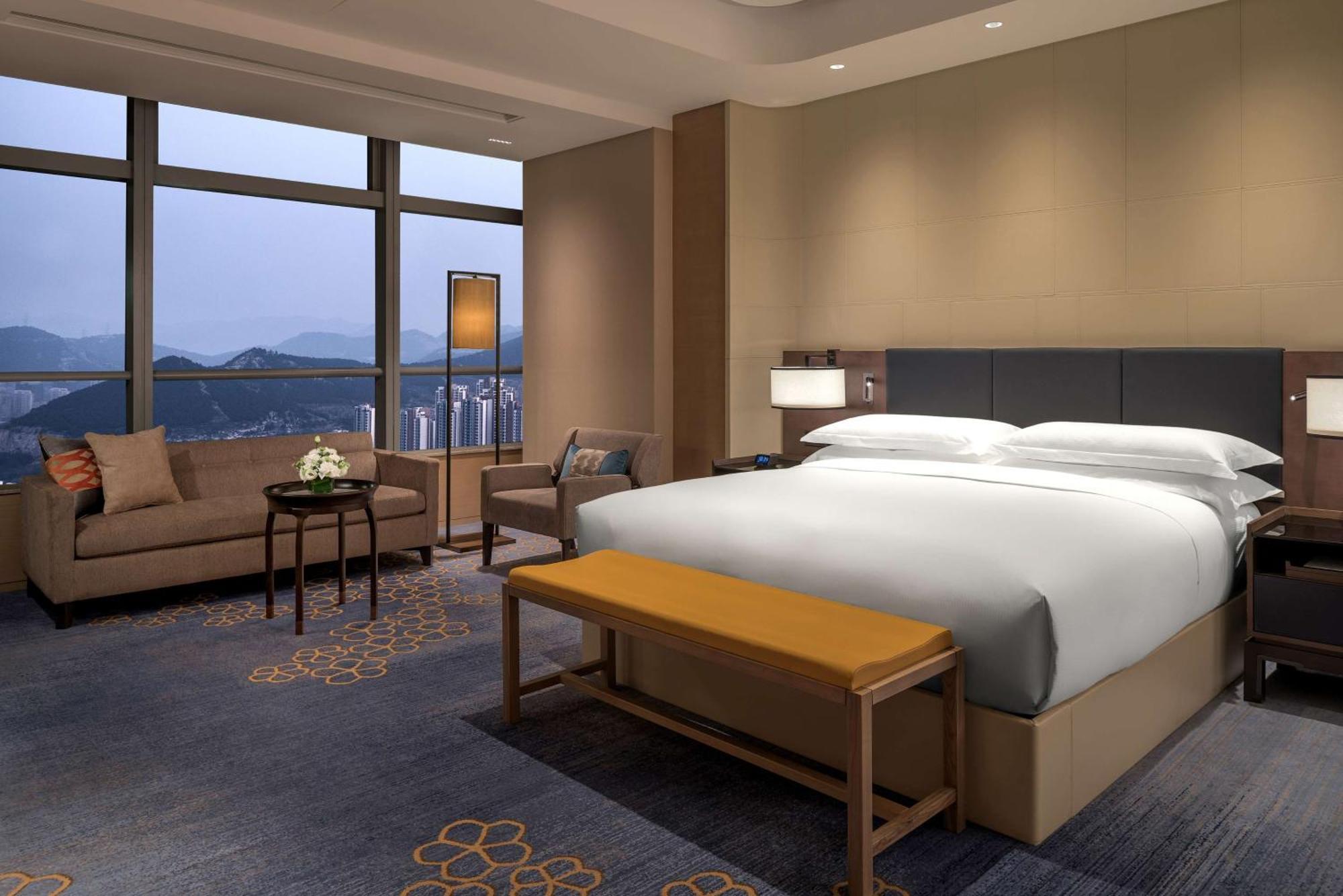 Hilton Jinan South Hotel & Residences Exterior foto