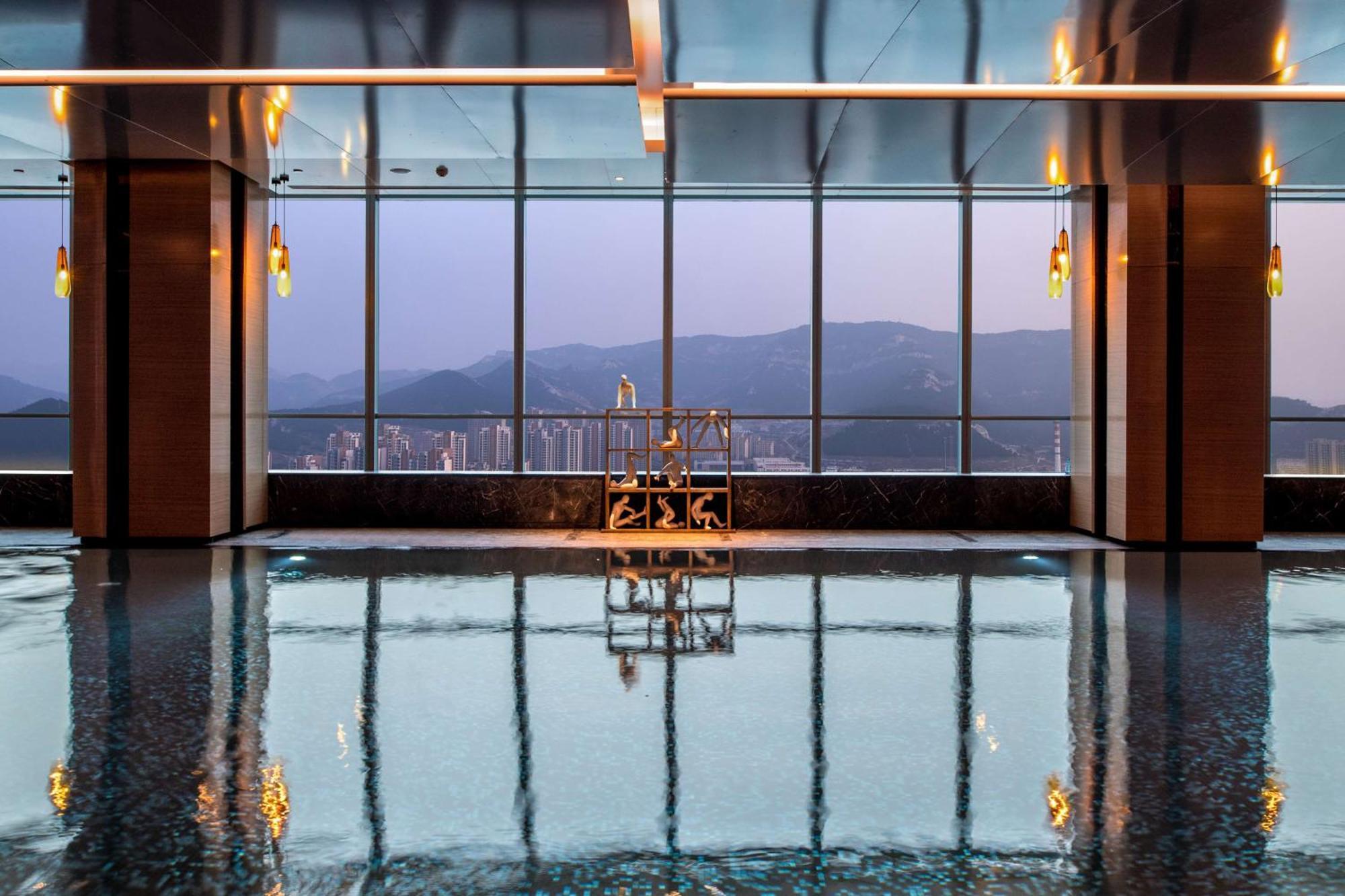 Hilton Jinan South Hotel & Residences Exterior foto